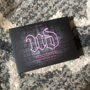 Urban Decay Nocturnal Eyeshadow palette